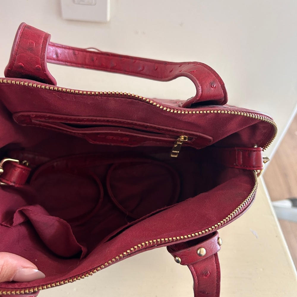 bebe Red Textured Shoulder Bag - Picture 2 of 6